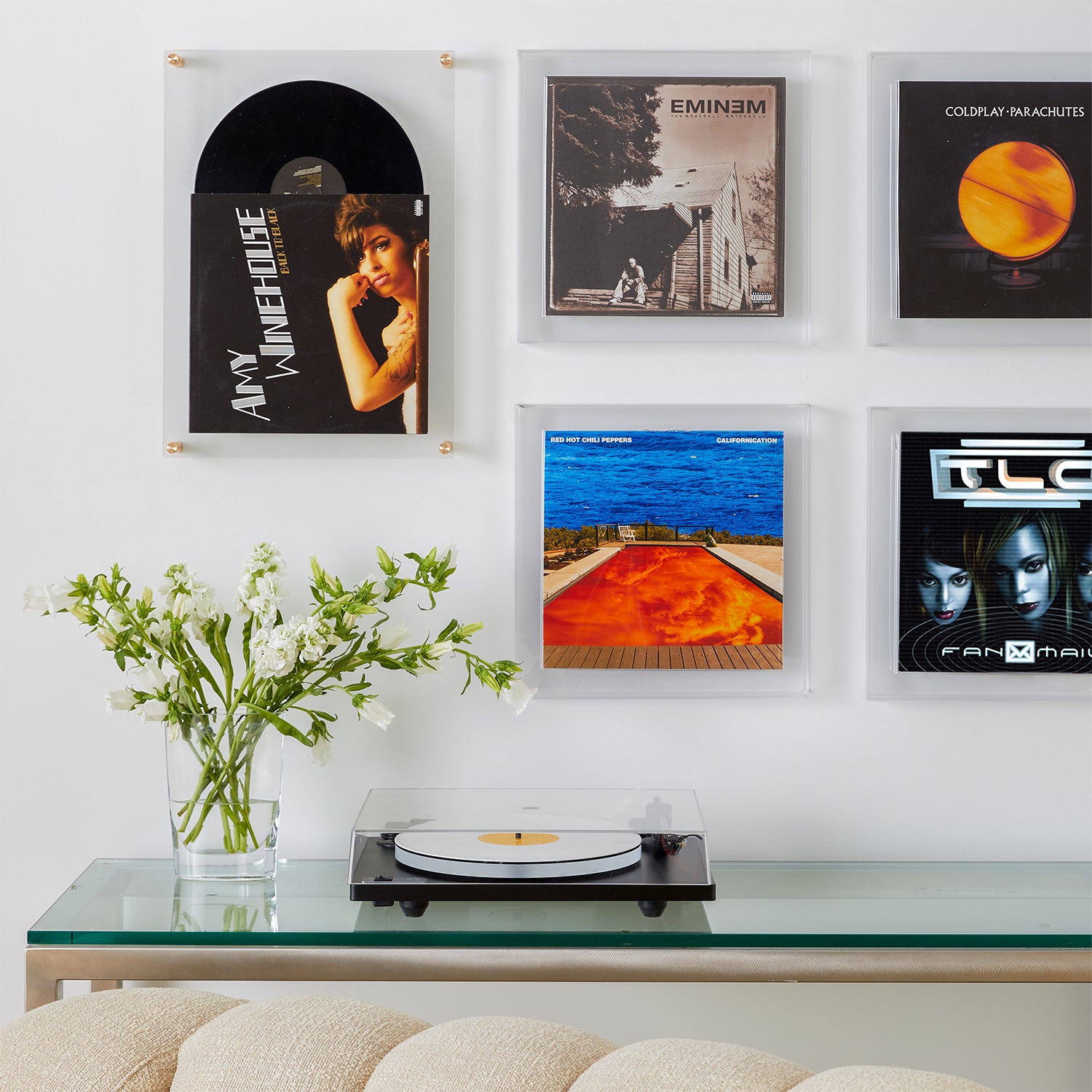 Record Reveal Acrylic Wall Frame
