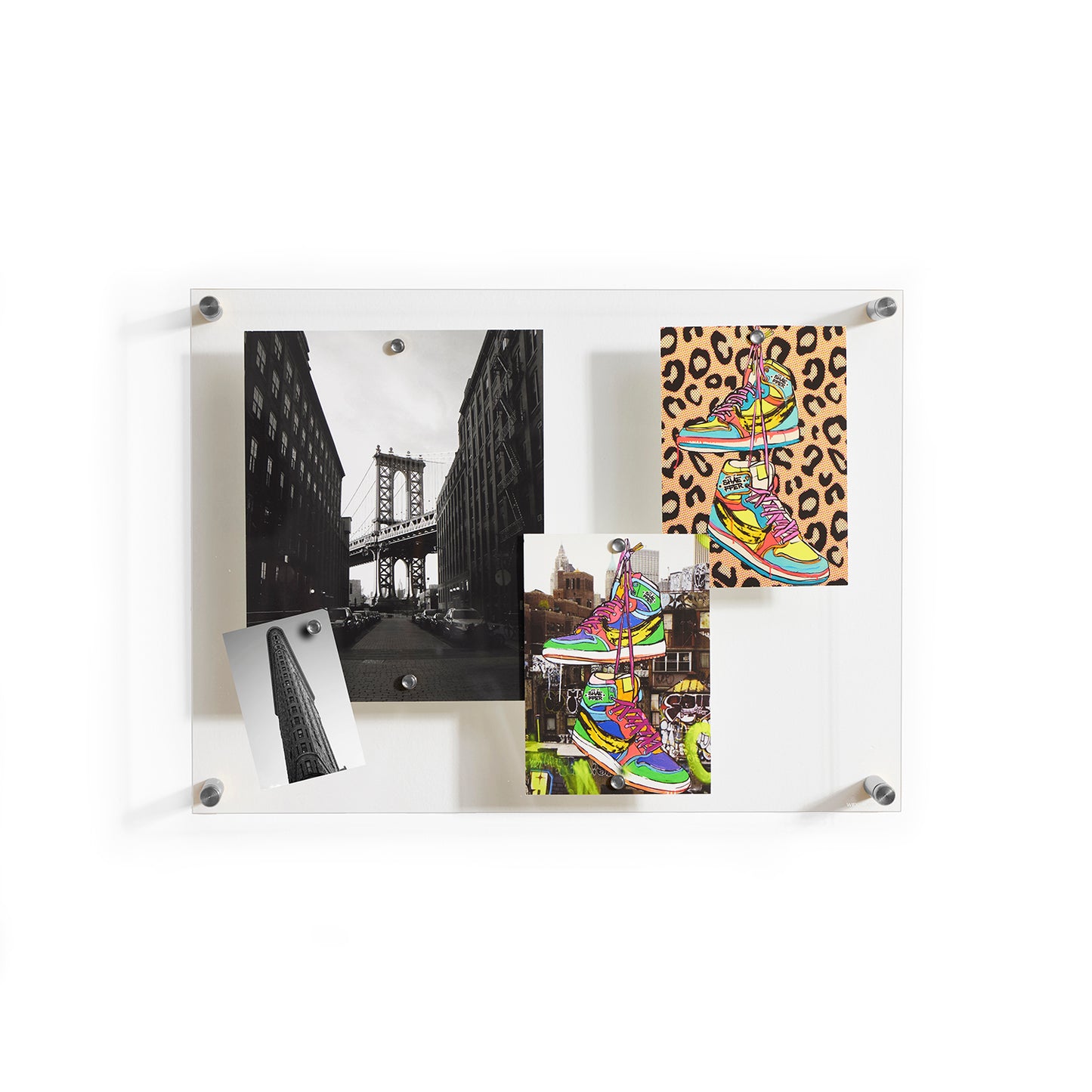 WS Single: 19" x 23" Single Panel Frame + Magnets