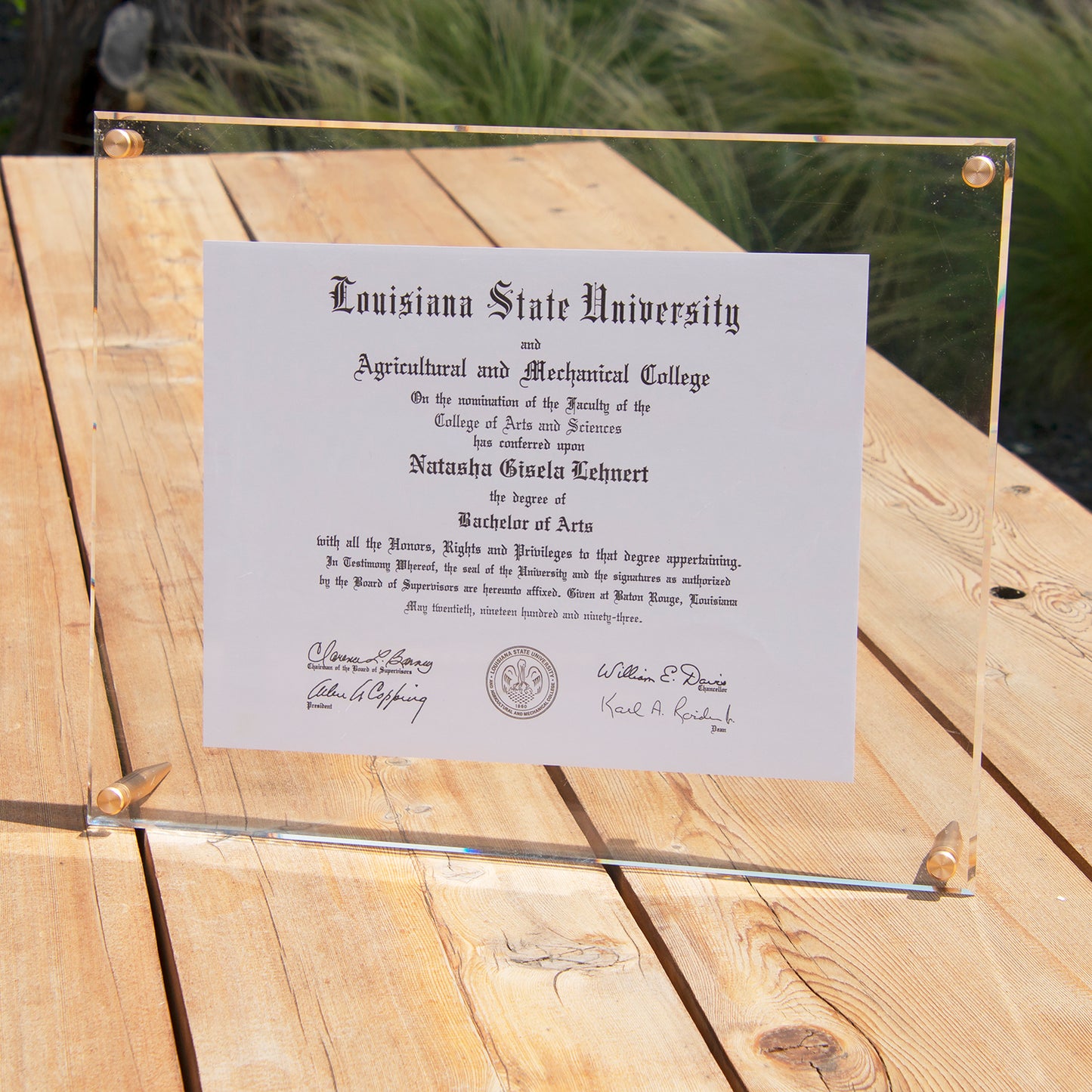9x12" Acrylic Bevel Tabletop Float Frame