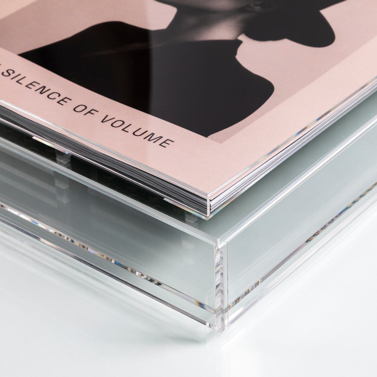 Case Pack of Five 8.5 x 11" MagnaZine Float Frame