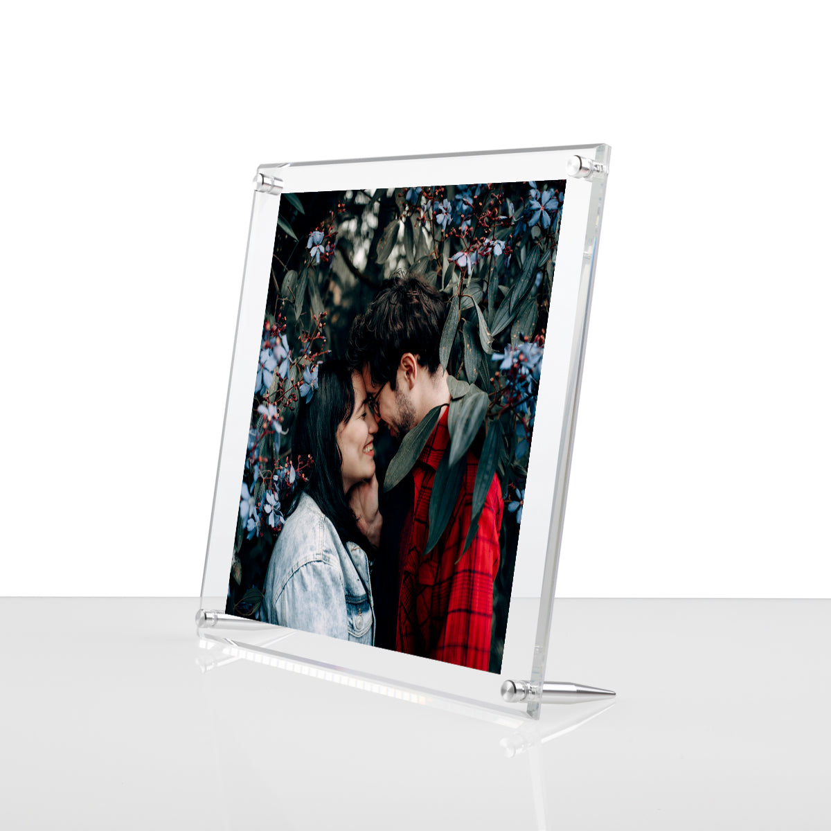 Tabletop Frames: Sentimental Gifts For Valentine's Day