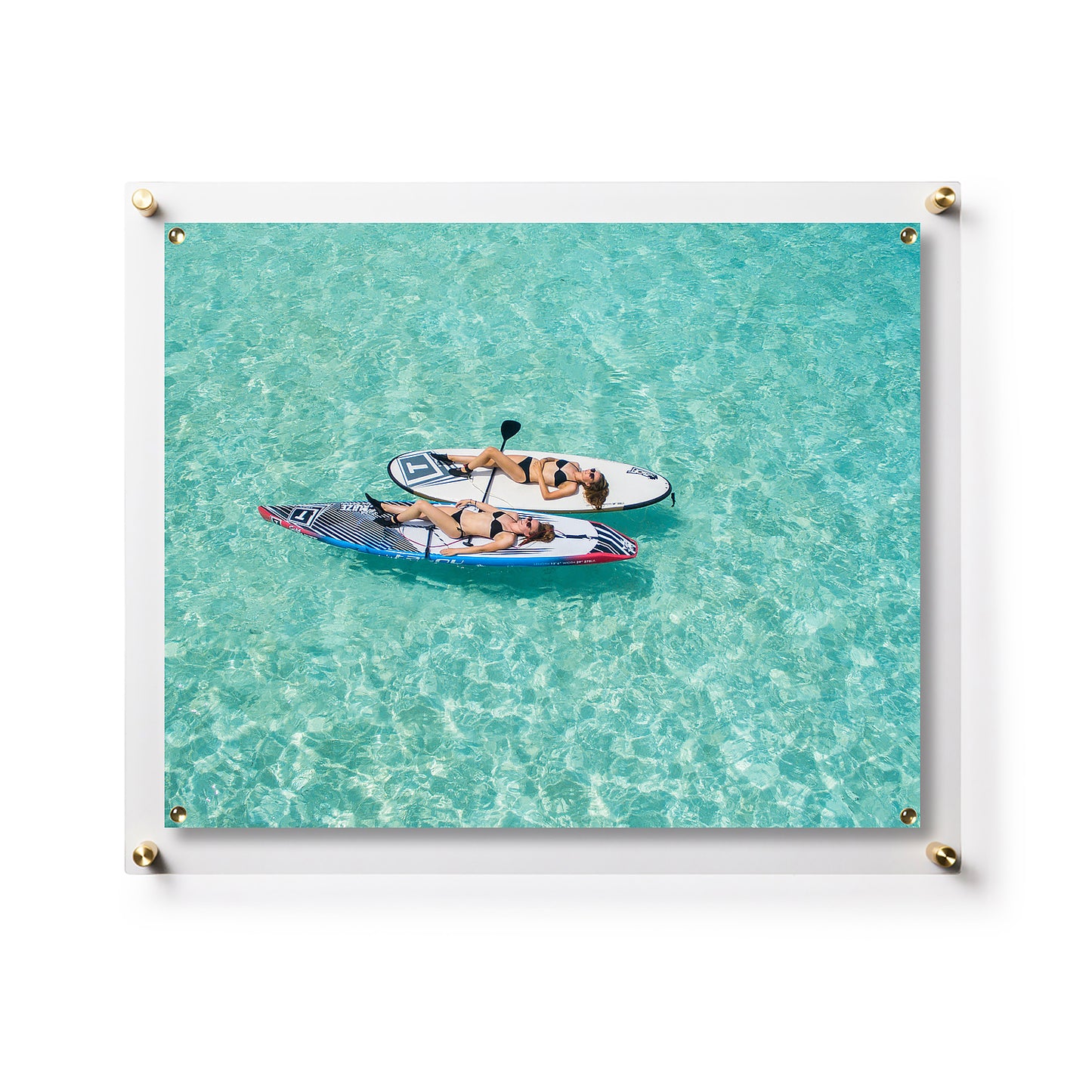 19" x 23" Easy Change Float Frame + Magnets for 16" x 20" Art [Silver or Gold]