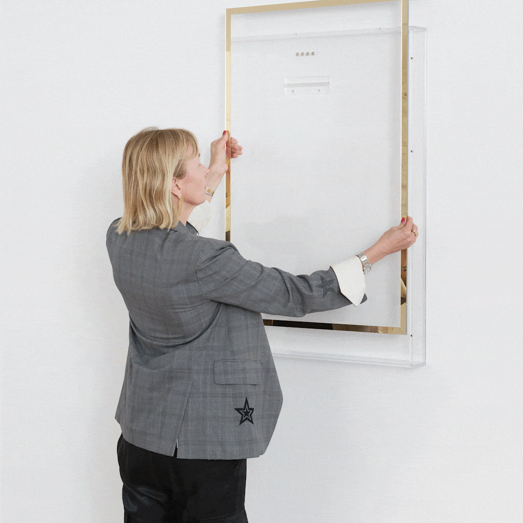 Luxury Jersey Display with Mirrored Acrylic