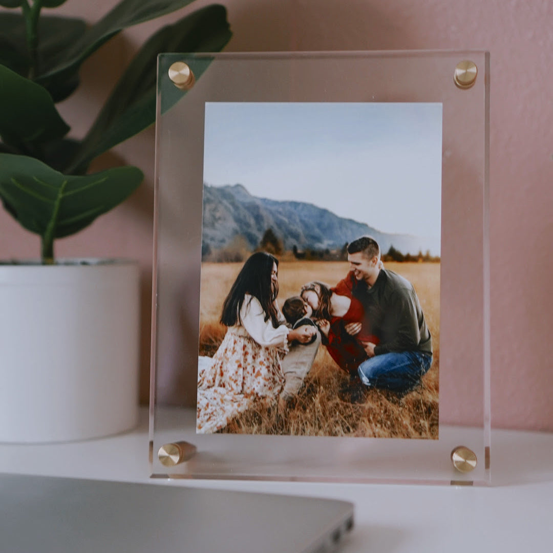 Acrylic Bevel Tabletop Float Frame for 5x7" Photos