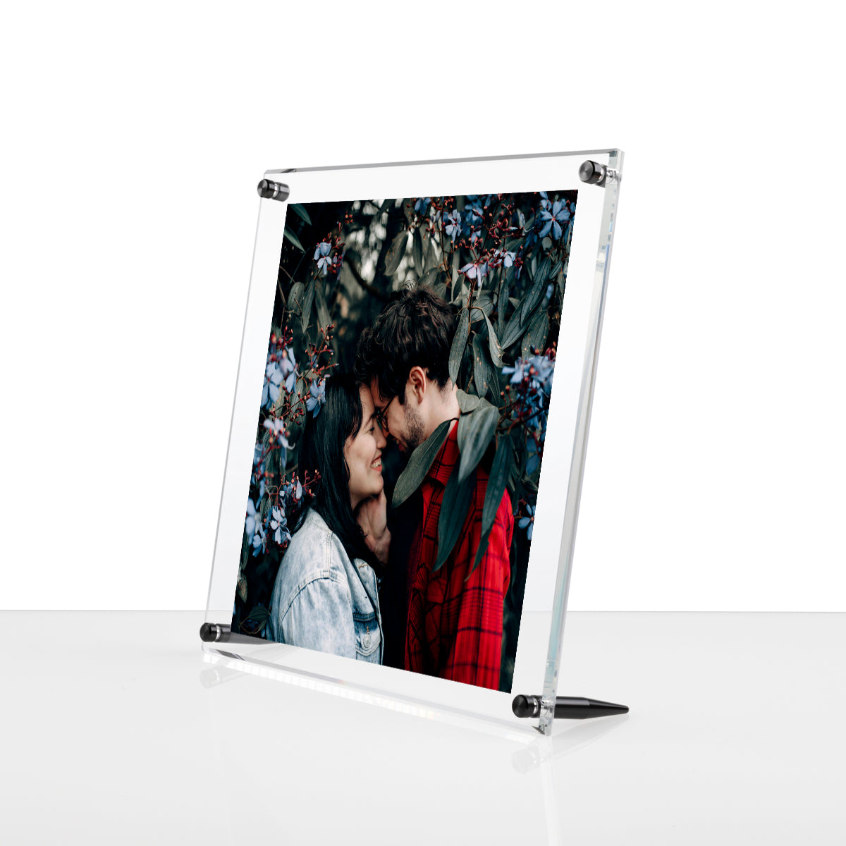 Tabletop Frames: Sentimental Gifts For Valentine's Day