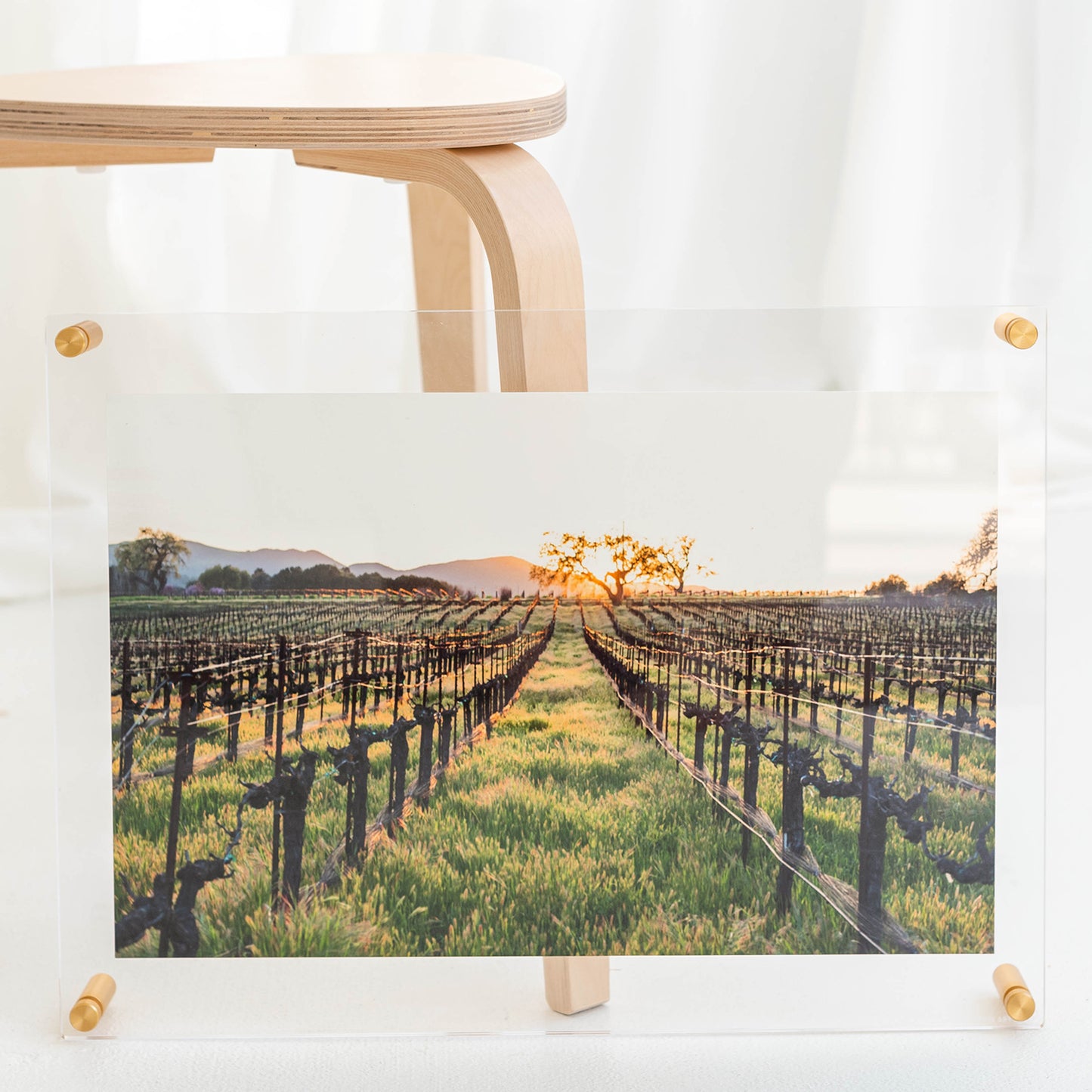 18x24" Photo Floating Acrylic Clear Picture Frame (Frame Size 21x27")