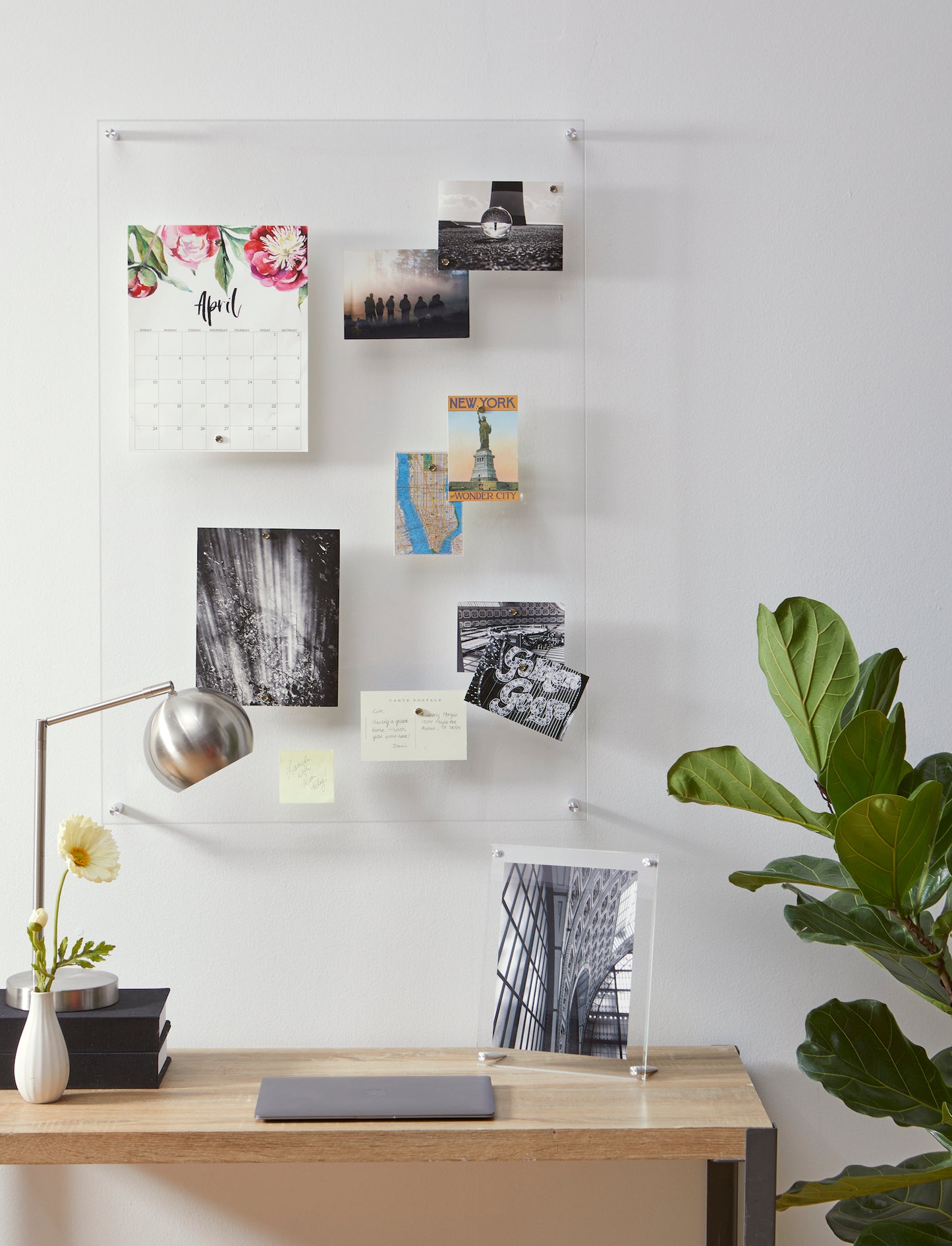 Easy Change Memo Board + Magnets